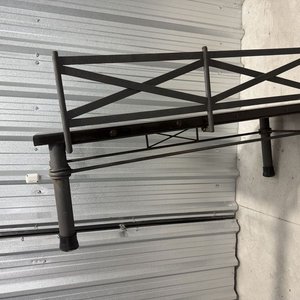 Juego de Exterior de Madera y Metal con Mesa y Bancos - imagen 24