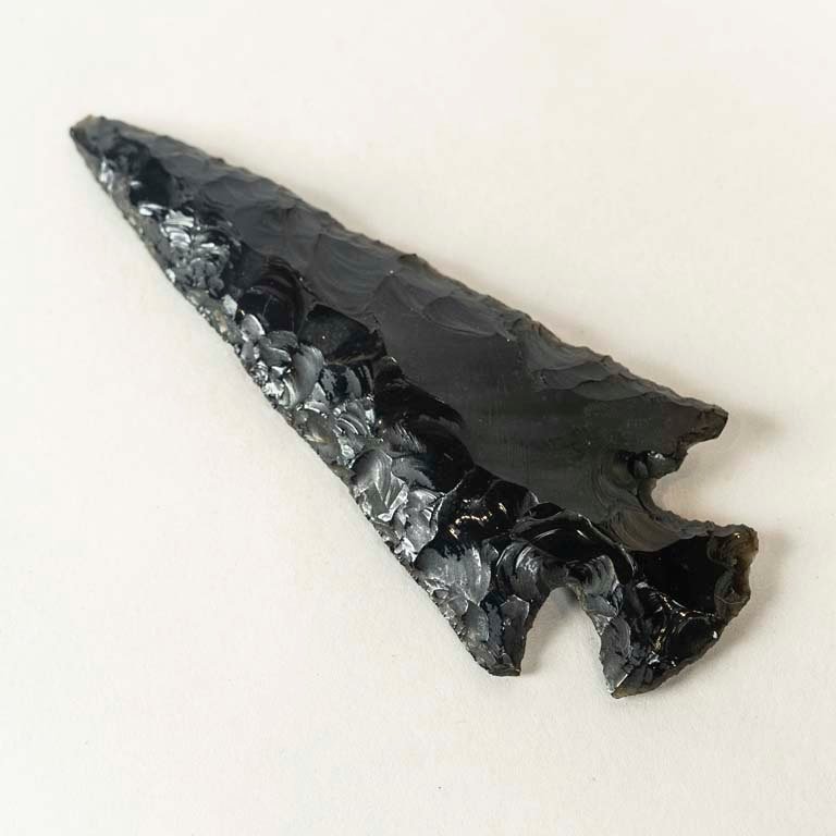 Punta de Flecha Antigua de Obsidiana Mexicana - 13 cm