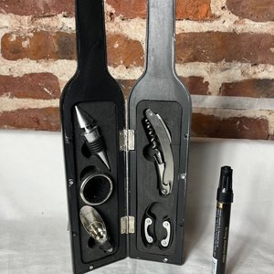 Set de Accesorios para Vino en Estuche de Botella - imagen 4