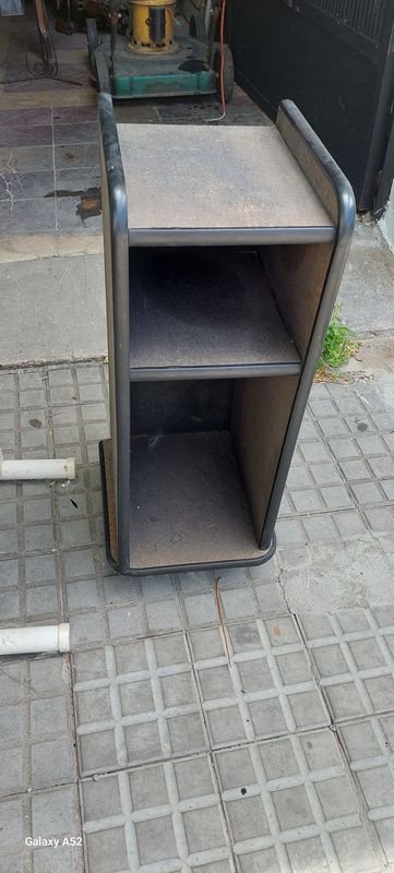 Base de mesa plegable y estante de MDF - imagen 5