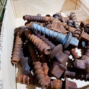 30 Tornillos ferroviarios - imagen 2