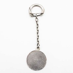 Lote siguiente: Llavero de Plata Grabado con Iniciales B.C. y Año 1959