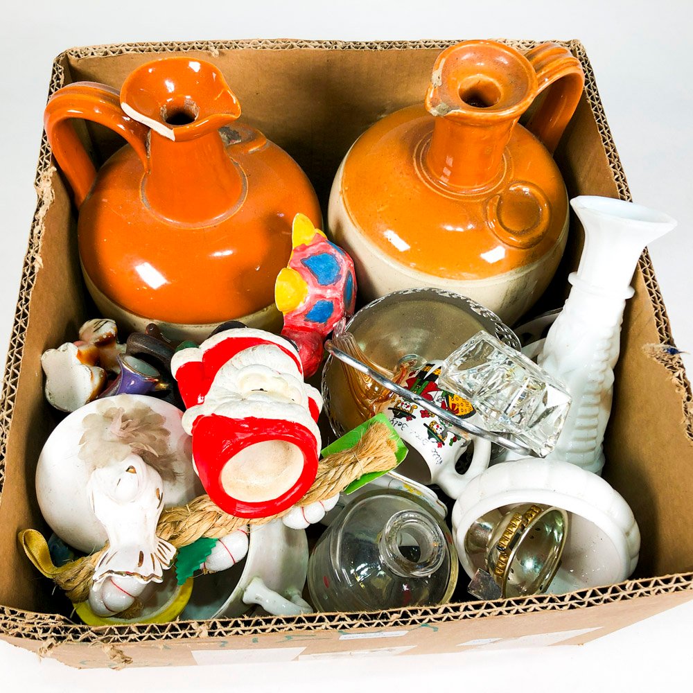 Lote anterior: Colección de porrones y objetos decorativos en gres