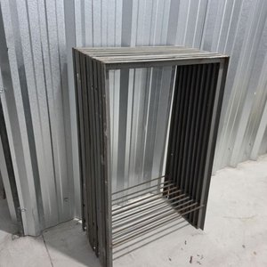 Estructura Metálica Gris para Cartelería, Caballetes y Mesas - imagen 2