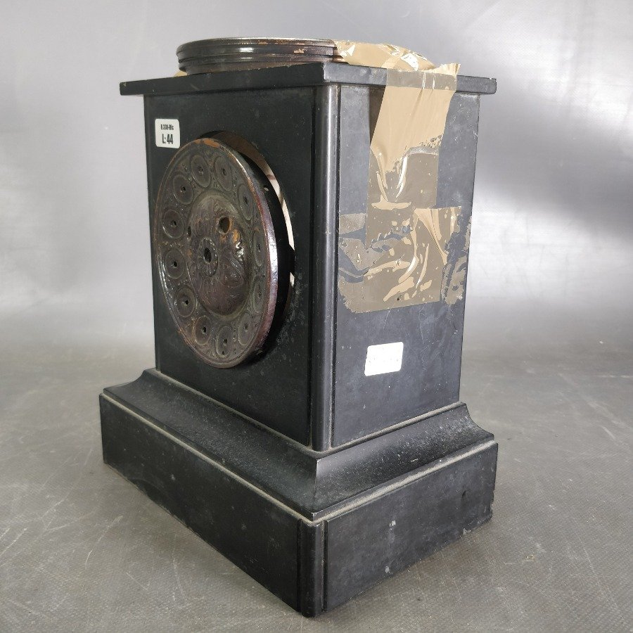 Item 15861 - Image 2