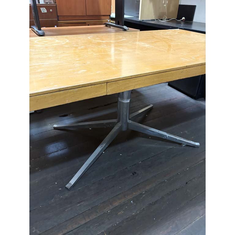 Item 2104617 - Image 1