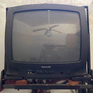 TV 20 PULGADAS CON SOPORTE - imagen 6