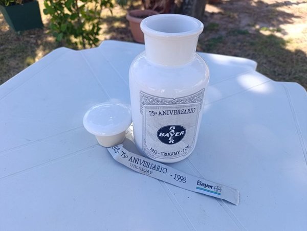Utensillos de porcelana Bayer - imagen 4