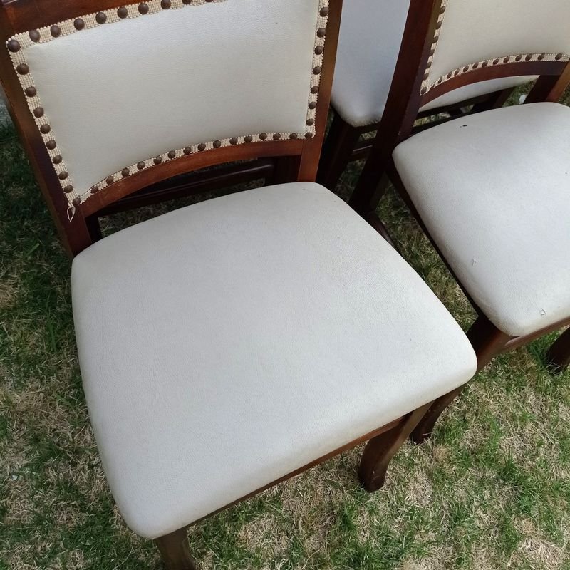 Cuatro sillas de bar de Delfino Álvarez, excelente condición - imagen 2