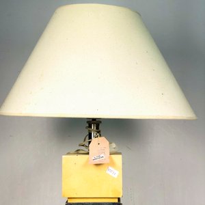 Lámpara de Mesa Vintage Madera y Metal con Pantalla Grande - imagen 3