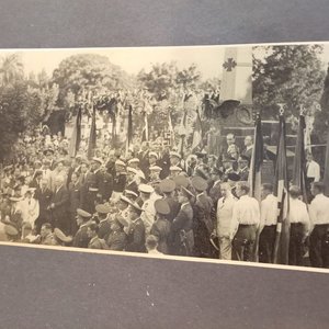 Álbum Histórico: Desembarco y Sepelio Tripulantes Acorazado Graf Spee (1939) - imagen 13