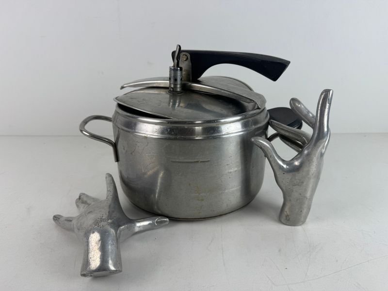 Item 884690 - Image 0