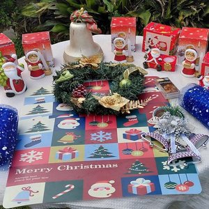 Lote de Artículos Navideños: Adornos, Muñecos y Decoración Festiva - imagen 4