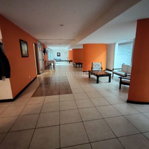 Lote anterior: Mobiliario de Sala de Espera y Oficina