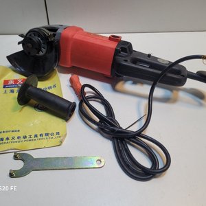Amoladora Angular Eléctrica Yongyi con Mango Lateral, Llave y Manual - imagen 2