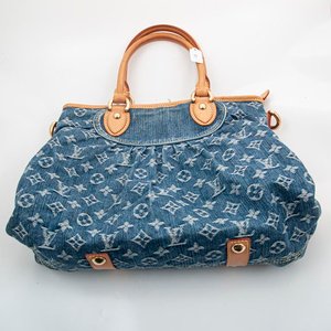 Lote anterior: Cartera Louis Vuitton Baggy PM Monogram Denim Azul - M95049