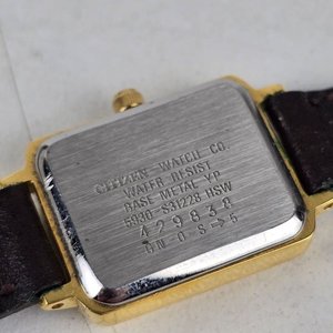 Dos Relojes Vintage Citizen y Seiko con Cajas y Mallas de Cuero - imagen 7