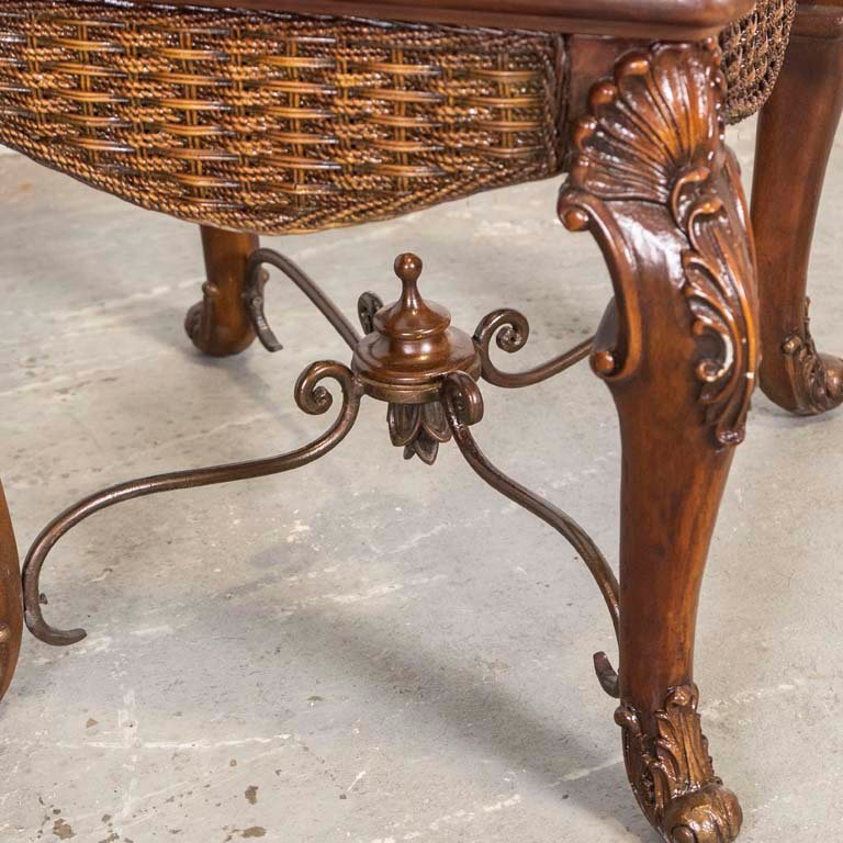 Mesa de living en compensado, metal y fibras con detalles en la pintura - imagen 3