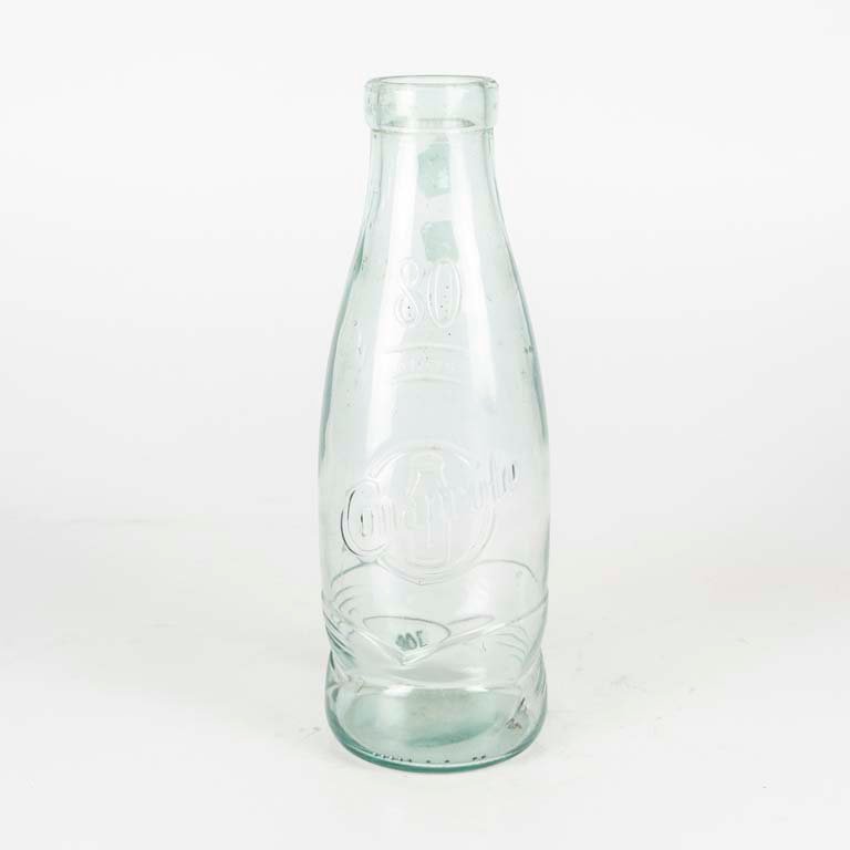 Lote siguiente: Botella de leche Conaprole 1L conmemorativa 80 aniversario