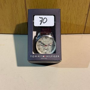 Reloj Tommy Hilfiger Esfera Grande Usado - imagen 1