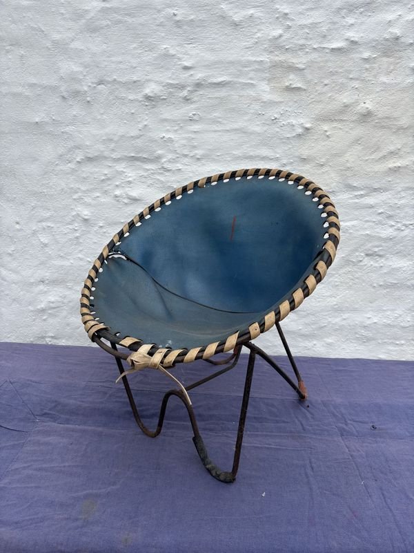 Butaca de diseño circular estilo Bowl o Satélite - imagen 3