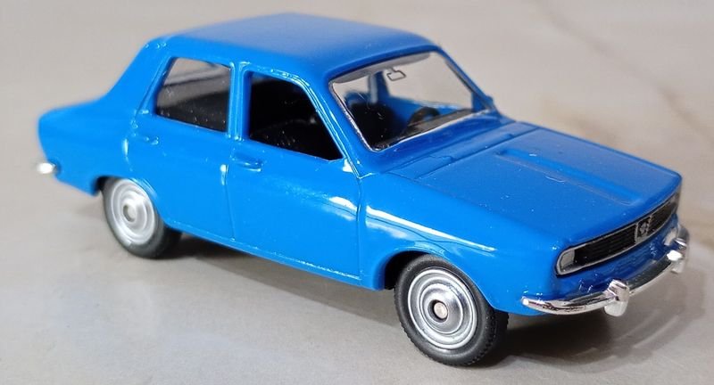 Autito a escala RENAULT 12 en su packing original. Espectacular. - imagen 2