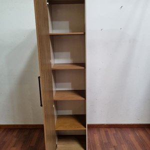 Mueble Vertical con Puerta y Estantes Interiores, Tono Madera Clara - imagen 2