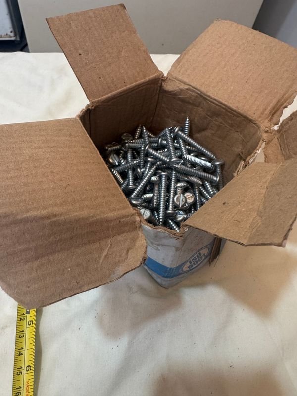 Tornillos y Medidores en Excelente Estado - imagen 2