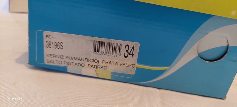Zapatos de tacón alto y sandalias de cuero - imagen 5