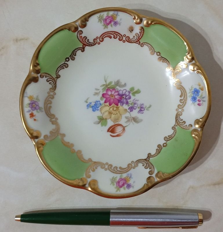 Item 852271 - Image 0