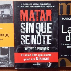 Lote de 5 Libros: Grandes Rivales de la Historia, Matar Sin Que Se Note, La Mafia del Oro, Crónicas del 900 (II), El Oro de Moscú - imagen 2