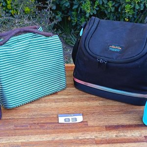 Set de Botellas Térmicas y Bolsos Lunchera Tupperware y Head - imagen 1