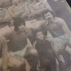 Cuadro Histórico Firmado Plantel Campeón Defensor 1976 - imagen 5