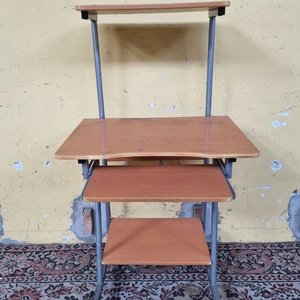 IMPERDIBLE: Libros Historietas Colección WWII Mucha Loza Y Porcelana Antigua Cascos Cross Cortinas Antigüedades Objetos Raros Muebles Provenzal De Roble Muebles Nuevos Y De Diseño Electrodomésticos Reposeras Teléfono Antiguo Coleccionables PLUNA