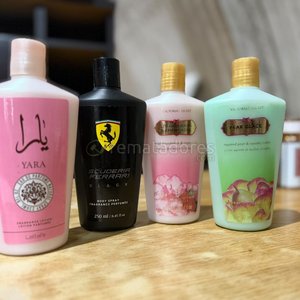 Lote siguiente: Set de Lociones Victoria's Secret y Ferrari
