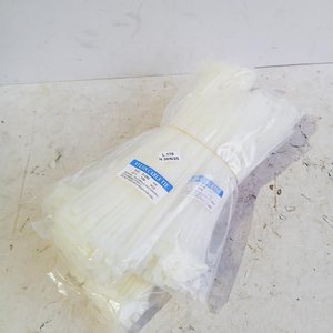 Lote siguiente: 5 Sets de 100 Precintos Plásticos Nylon Cable Ties