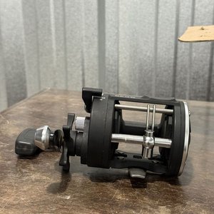 Carrete de Pesca Trolling Master Kaida GC20 Negro y Plata - imagen 7