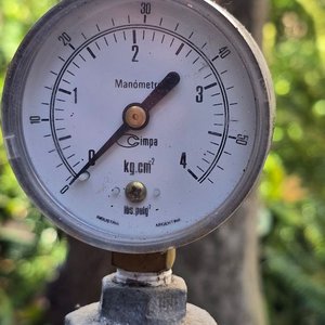 Bomba de Agua Periférica Carbana S.A. con Manómetro - imagen 3
