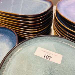 Lote de Vajilla: Bandejas, Platos Llanos y Bowl - imagen 3