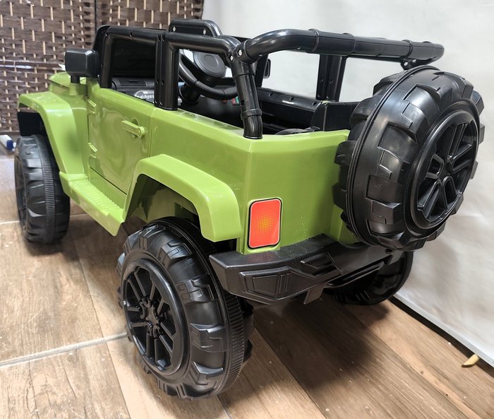 Item 16561 - Image 2