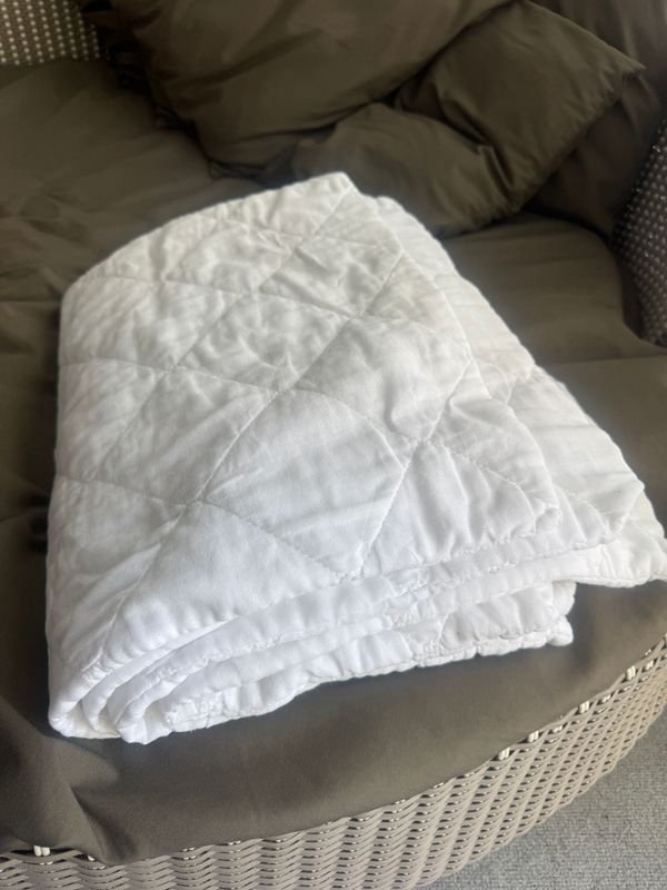 Juego de Fundas de Almohada Blancas Acolchadas