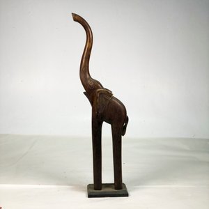 Figura de Elefante Tallada en Madera Oscura, 55 cm - imagen 2