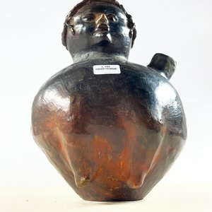 Jarra de Cerámica con Figura Humana y Asa, 26 cm - imagen 5