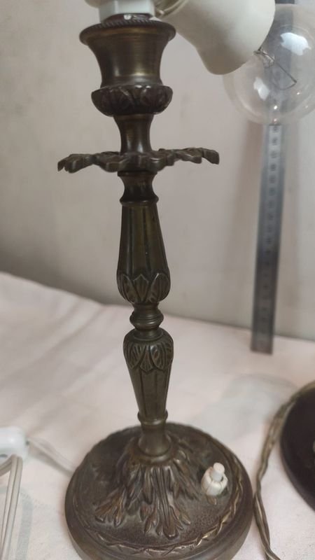 Lámparas de mesa en metal y bronce de alta calidad - imagen 2