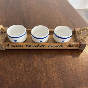 Set de 3 Posillos para Azúcar, Chocolate y Crema con Bandeja de Madera - imagen 4