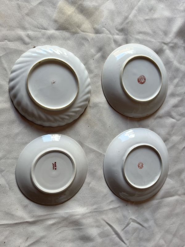 Platos decorativos de porcelana con sello - imagen 2