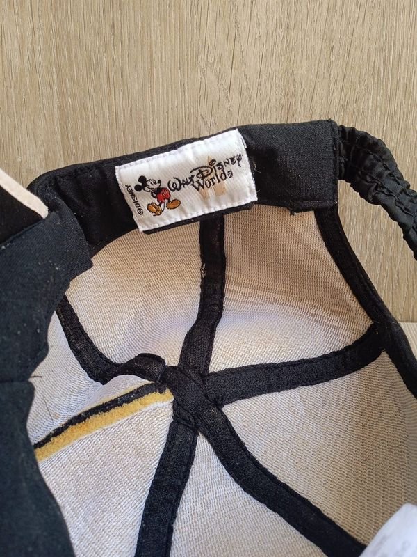 Gorra Original de Goofy Parques Temáticos de Disney Periodo 1990 - imagen 2