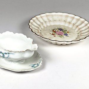 Juego de Loza Inglesa Wedgwood: Centro y Salsera con Plato - imagen 2