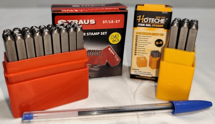 Juego de Puntas Metálicas para Estampar Letras y Números Straus y Hoteche
