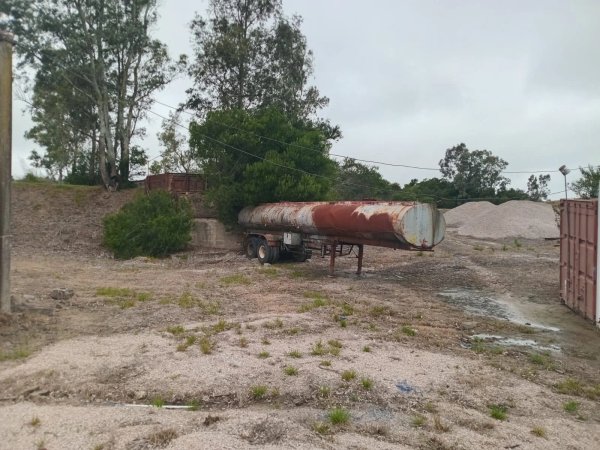 Tanque Cisterna Metálico para Transporte